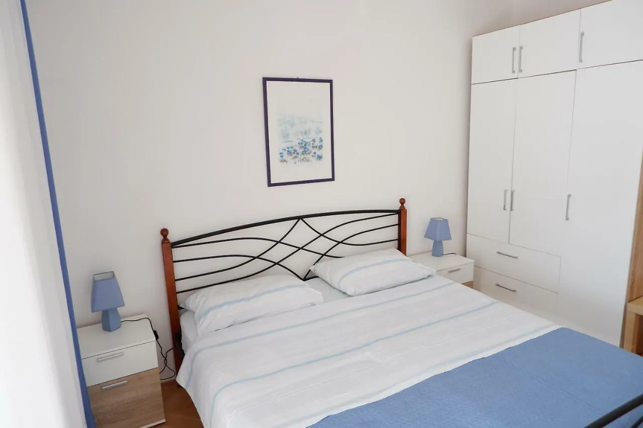 Apartments Marija Njivice Chorvatsko